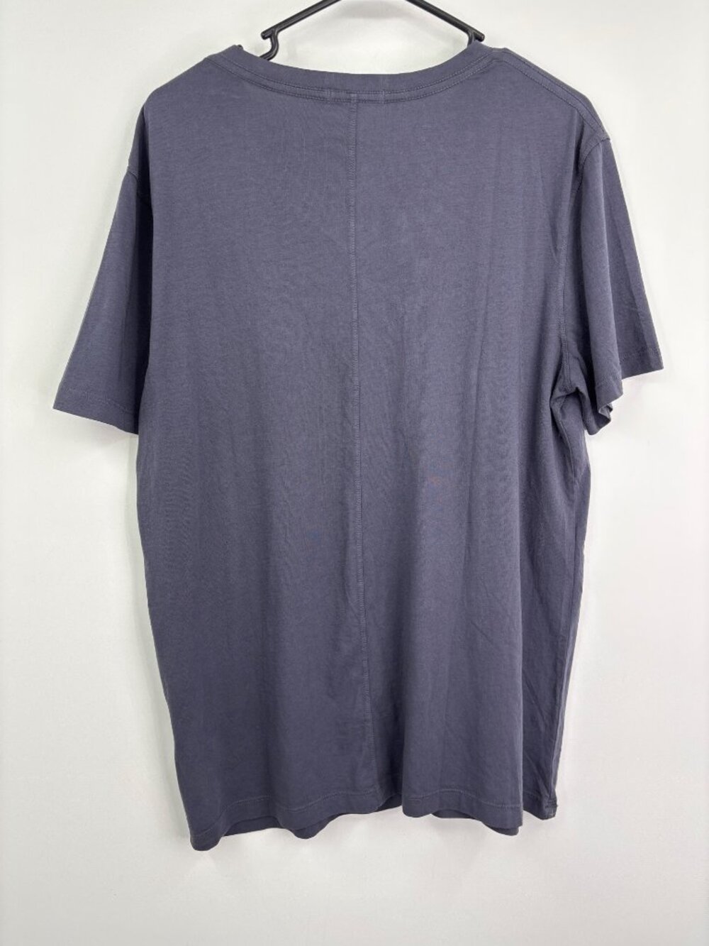 Barefoot Dreams Malibu Collection V-Neck Short Sleeve Basic T-Shirt Slate Large - Picture 4 of 5